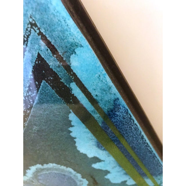 Contemporary 1970s Mid-Century Modernist Triangular Poured Acrylic Resin Abstract For Sale - Image 3 of 7