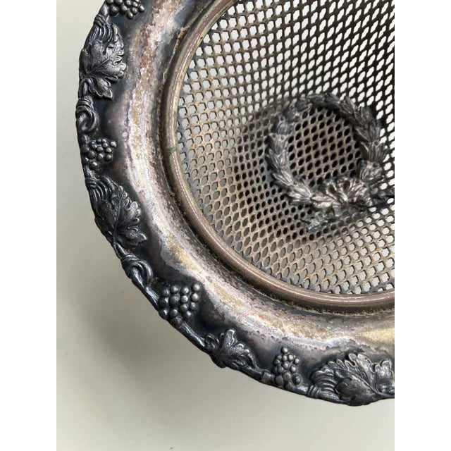 1940s Vintage Sheffield l.b.s. Co. Silver Plated Grapevine Design Compote For Sale - Image 5 of 7