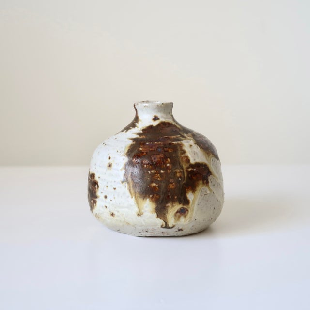 Ceramic Wabi Sabi Studio Pottery Sculptural Rounded Bud Vase With Strokes of Mottled Brown & Ivory Drip Glaze For Sale - Image 7 of 16