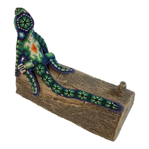 Mid-Century Art Deco Beaded Lizard on a Faux Bois Ceramic Log.