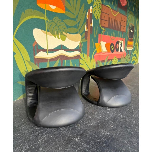 Late 20th Century Authentic Postmod Jaymar Leather Tongue Lounge Chair Pair For Sale - Image 5 of 10