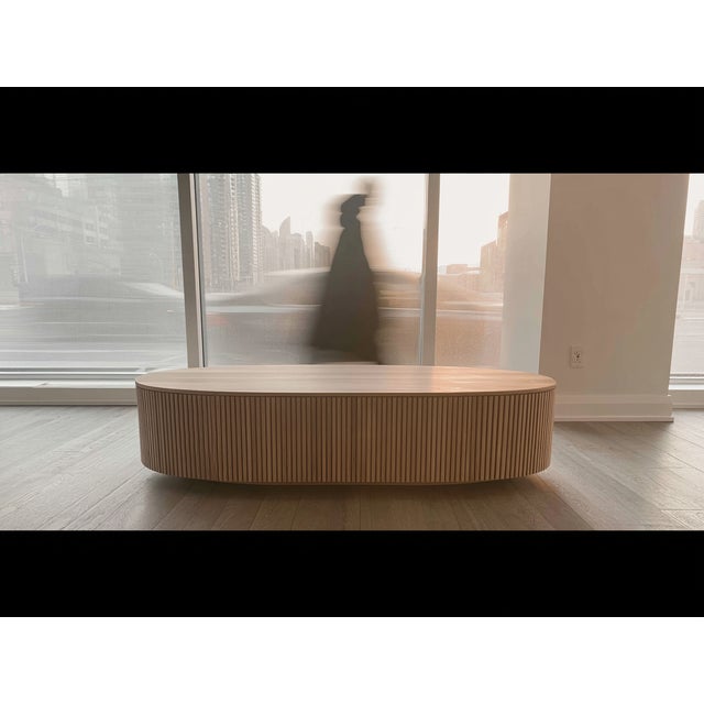 Rh Restoration Hardware Byron Coffee Table | Reeded White Oak | Excellent Condition For Sale In New York - Image 6 of 6