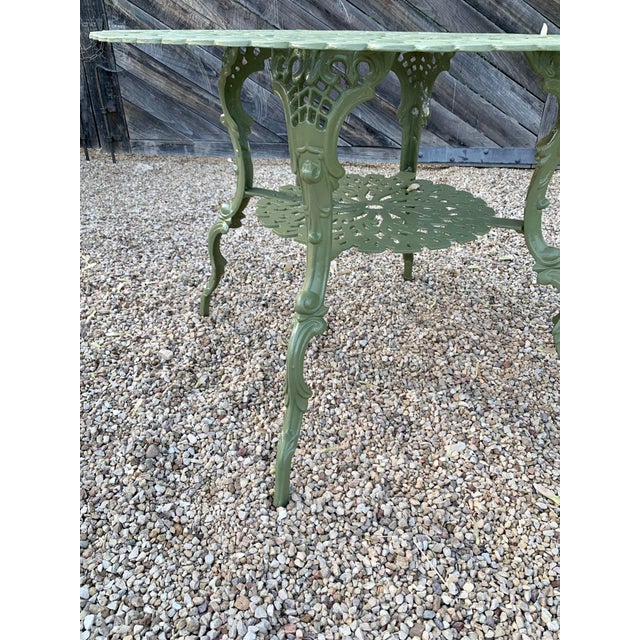 Set of Green Painted Metal Outdoor Garden Furniture: Antique Cameo Pattern, Six Pieces For Sale - Image 14 of 17