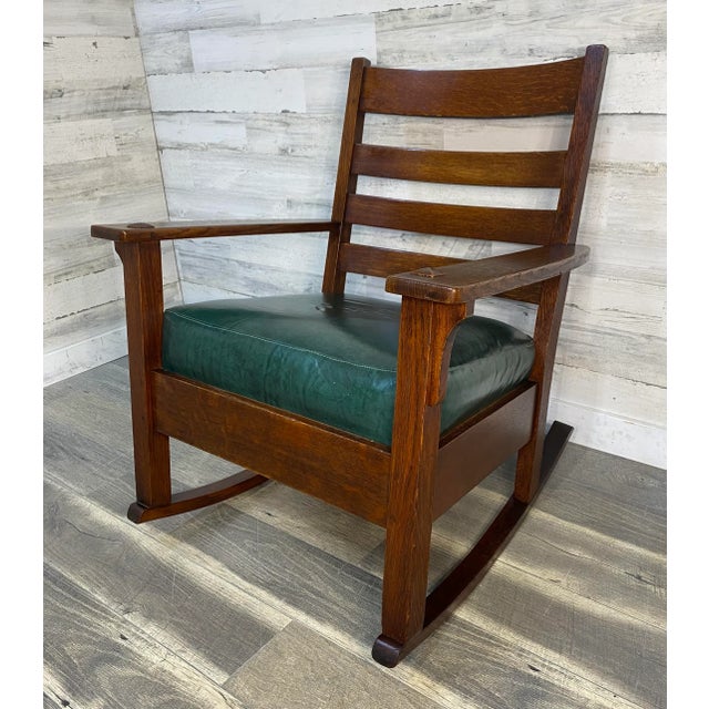 Limbert arts and craft Antique Mission Oak Rocker. Made in America around 1910’s. Excellent condition and very well built....