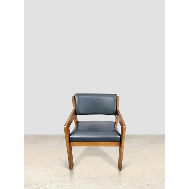 Freijo Armchair in Black For Sale - Image 5 of 5