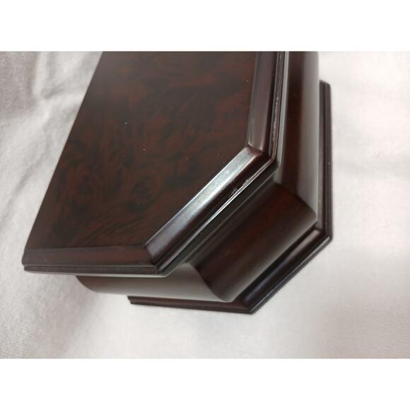 Rare the Bombay Company Octaganal Wood Jewelry Box Removeable Tray Nostalgia VNT For Sale - Image 10 of 17