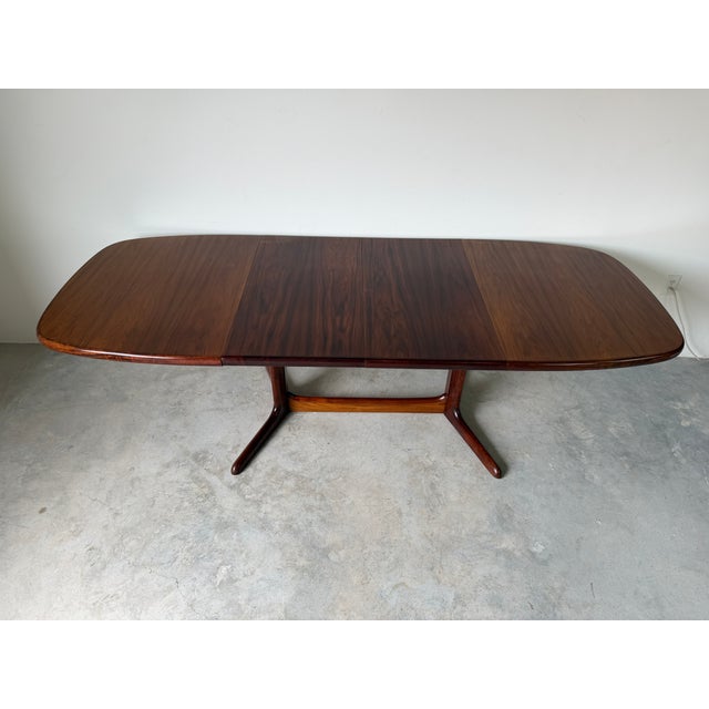 Mid Century Modern Danish Rosewood Dining Table by Rasmus, Made in Denmark For Sale In Miami - Image 6 of 18