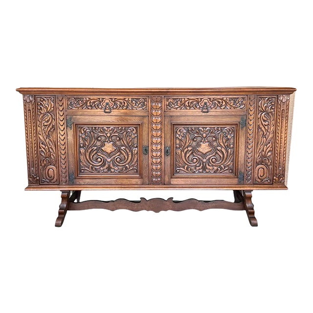 20th Century Catalan Spanish Large Buffet With Two Carved Drawers and Two Doors For Sale