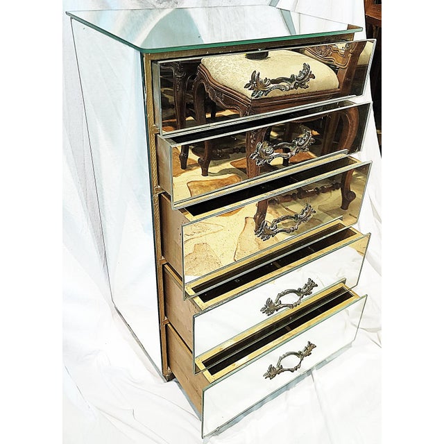 Mid-Century Modern 1950s Mirrored Midcentury Chest Nightstand by Hickman For Sale - Image 3 of 11