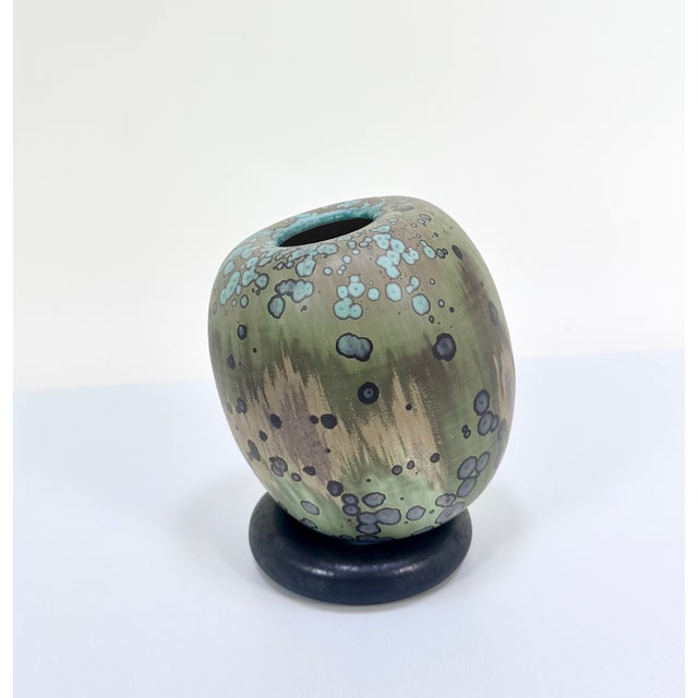 Glazed Studio Ceramic Art Vase with Standing Ring by Hanne Wydra-Jantz, Germany, 1980s For Sale - Image 6 of 18