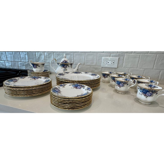1980s Royal Albert Moonlight Rose Set - Made in England - Service for 8 - Mint / New: 41pc For Sale - Image 11 of 14