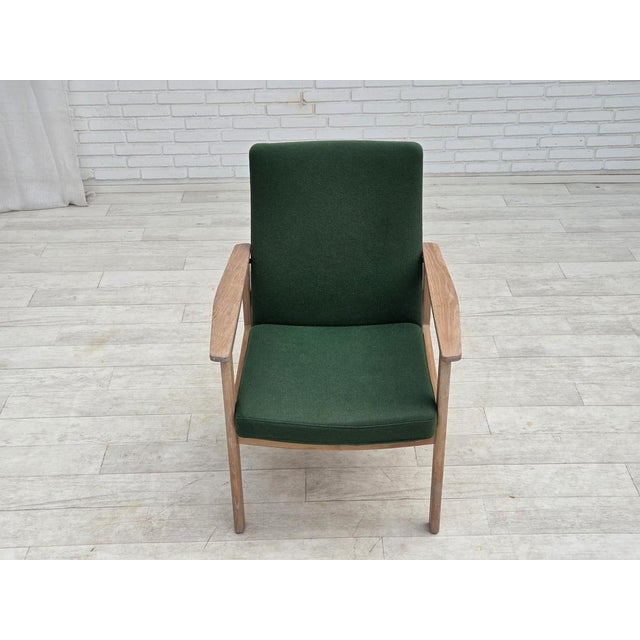 Danish Armchair in Green Furniture Wool and Oak Wood from Høng Stolefabrik, 1980s For Sale - Image 9 of 17
