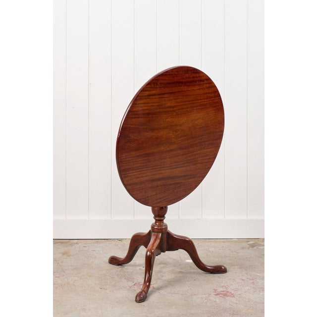 English Exceptional 18th Century Mahogany Lap Table For Sale - Image 3 of 8