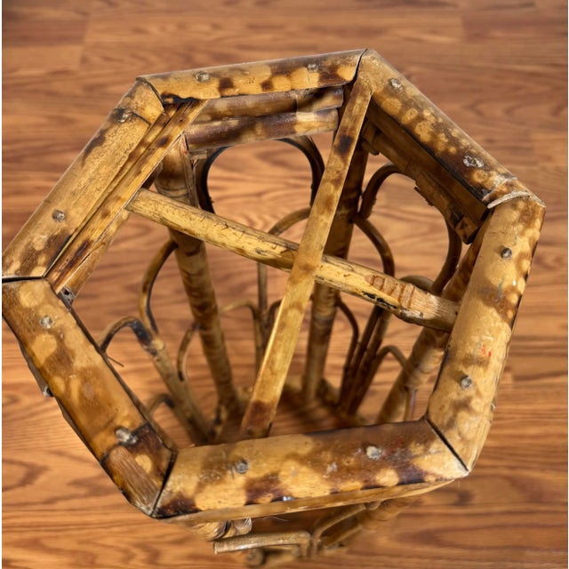 Hollywood Regency Burnt Bamboo Hexagon Glass Top Drink Accent Table For Sale - Image 9 of 11