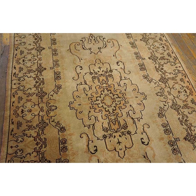 Turkish 1940s Tan Camel Medallion Antique Turkish Sivas Rug 4' 0" X 7' 2" Handknotted Wool Carpet For Sale - Image 3 of 5