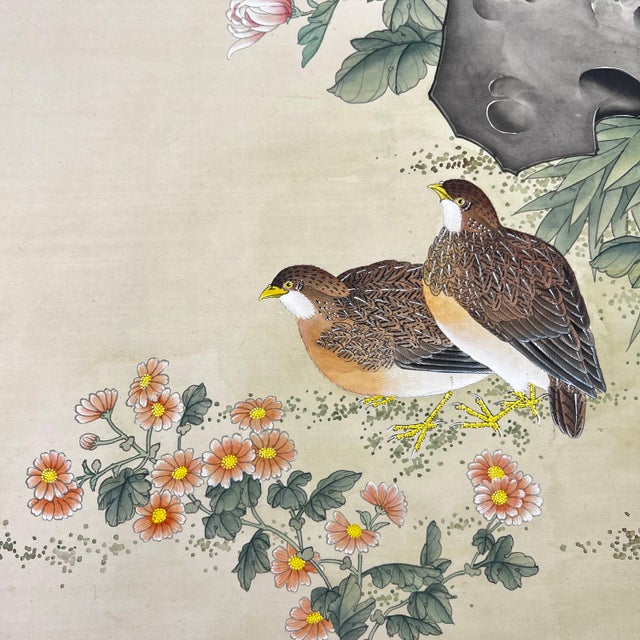 This is a GORGEOUS, hand-painted silk panel that would be lovely in any Chinoiserie-inspired decor. It would be gorgeous...