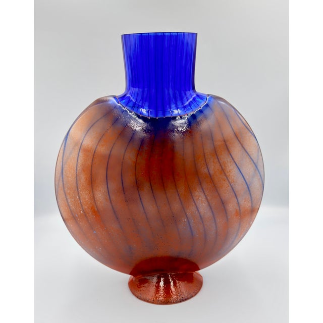 1980s Kosta Boda Studio Art Glass by Kjell Engman Signed Vase "Bon Bon" Series #49650 For Sale - Image 5 of 14