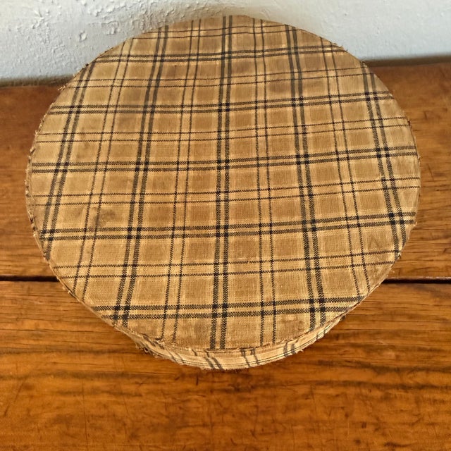 Stickley Antique Round Plaid Fabric Covered Band Box With Lid For Sale - Image 4 of 8