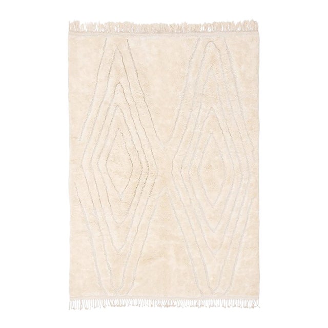 Symmetrical Diamond Fern Hand-Knotted Wool Rug | 9'11" X 6'10" | One of a Kind For Sale