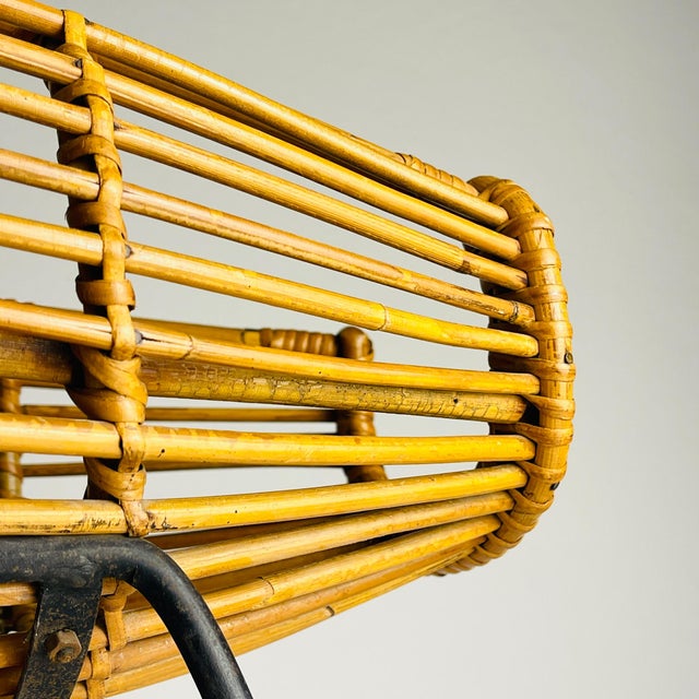 Mid-Century Modern Vintage Rattan Stand or Magazine Rack, Italy, 1960s For Sale - Image 3 of 14