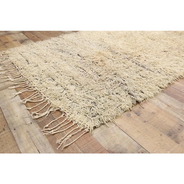 Beige Late 20th Century Beni Ourain Moroccan Wedding Blanket - 04'05 X 09'00 For Sale - Image 8 of 9