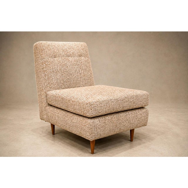 Pair of “L” Lounge Chairs in Caviúna & Textured Bouclé by Joaquim Tenreiro, 1958 For Sale - Image 13 of 18