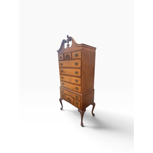 Mid 20th Century Vintage Colonial Revival Figured Maple Chippendale-Style Highboy Chest For Sale - Image 5 of 15