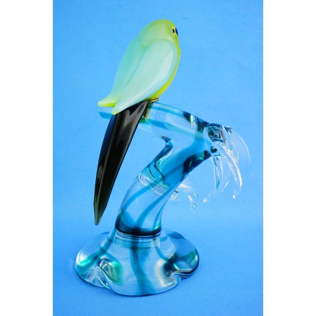 20th Century Sculpture of Parrot on Branch in Opaline Murano Glass attributed to Seguso Glassworks, Set of 2 For Sale - Image 6 of 18