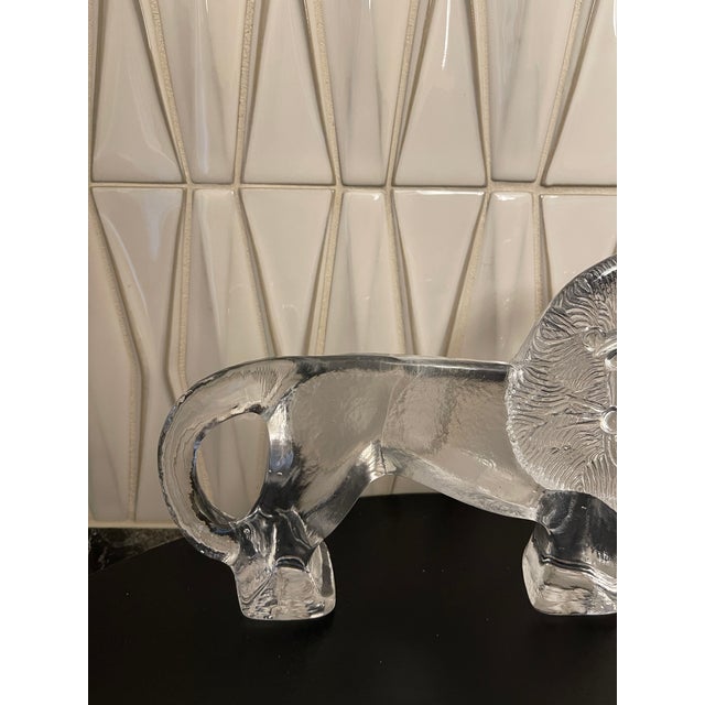 Late 20th Century Vintage Kosta Boda Glass Lion Paperweight/Figurine - Zoo Series Crystal - 10" For Sale - Image 5 of 6