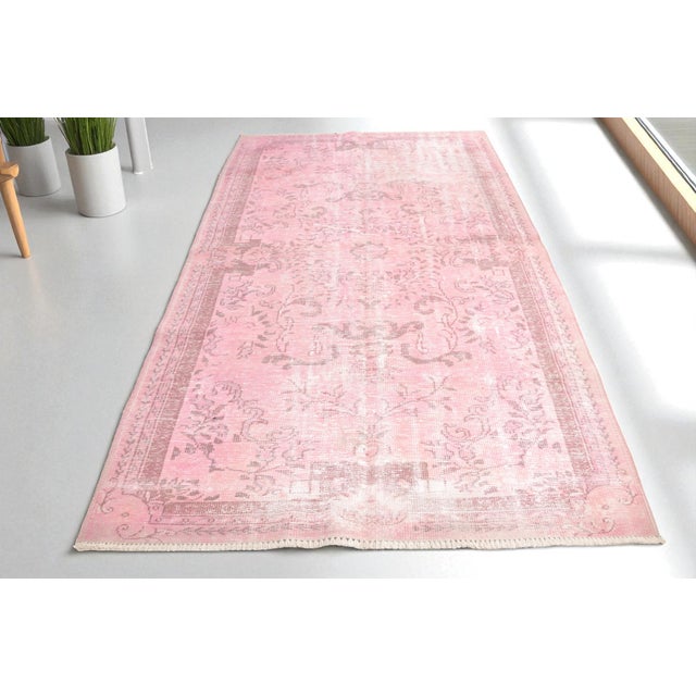 1960s Anatolian Pink Wool Vintage Rug For Sale - Image 5 of 8