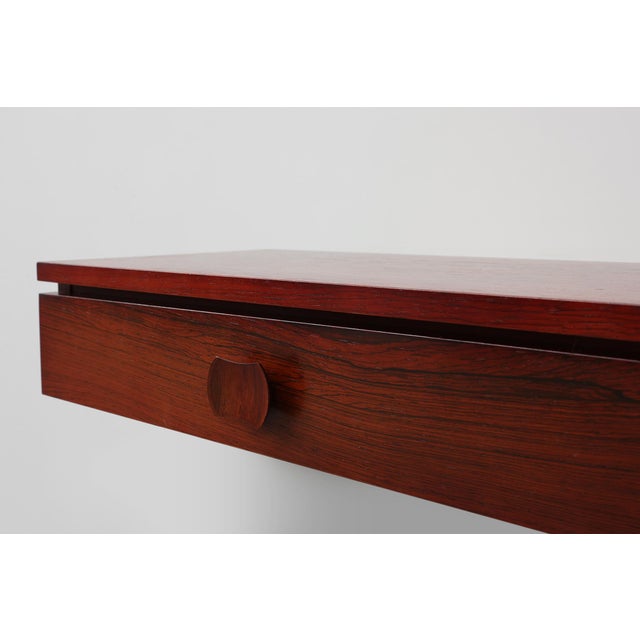 Mid-Century Modern Danish Wall-Mounted Nightstands in Walnut, 1960s, Set of 2 For Sale - Image 9 of 15