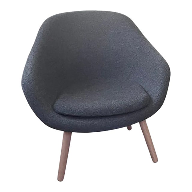 About a Lounge 92 Armchair High Back For Sale