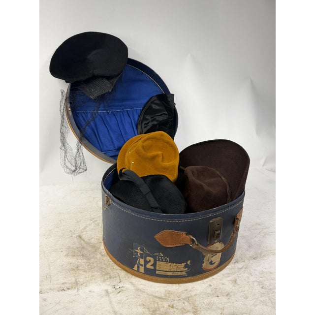 Antique Hat Box in Blue-Lined Cardboard and Leather, 1890s For Sale - Image 11 of 16