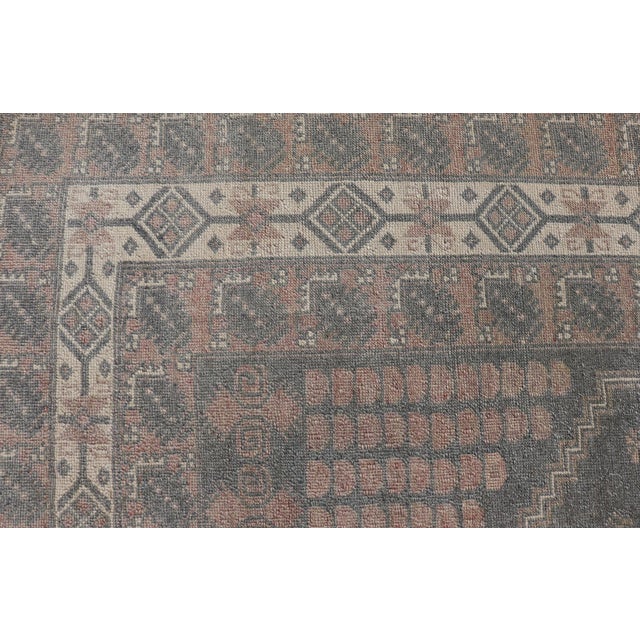 Early 20th Century Antique Turkish Oushak Rug in Soft Taupe, Blue-Gray, and Faded Pink For Sale - Image 5 of 13