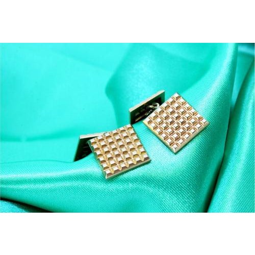 Yellow Gold Cufflinks in Square Shape, Set of 2 For Sale - Image 6 of 7