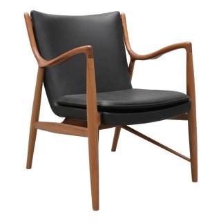 Model 45 Lounge Chair in Black Leather and Teak by Finn Juhl, France, 1960s For Sale