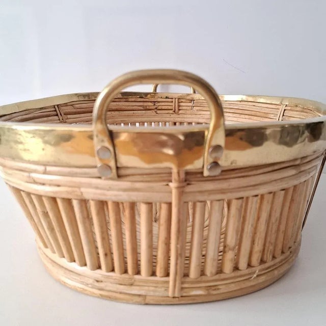 Beige Oval Serving Basket in Rattan and Brass, 1970s For Sale - Image 8 of 13