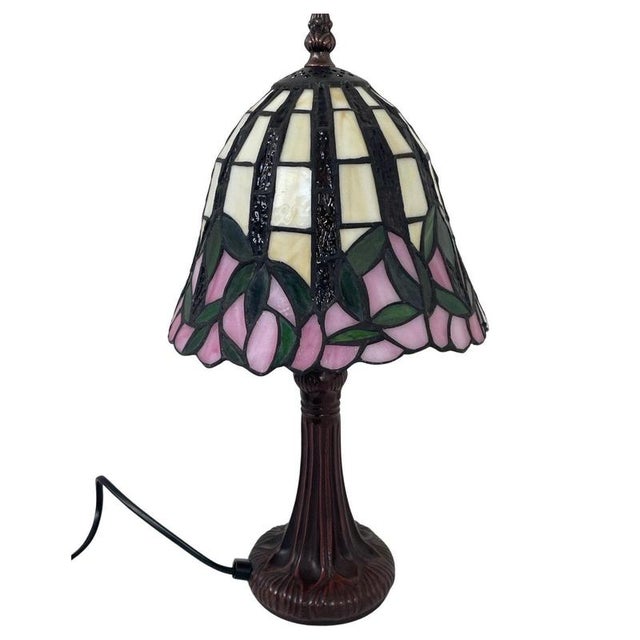 Tiffany Style Table Lamp with Stained Glass Shade and Decorative Base, 1980s For Sale - Image 4 of 6