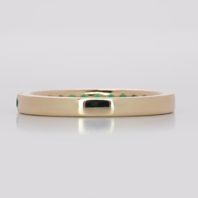 Metal Zambian Emerald Band in Solid 14k Gold – Minimalist Green Emerald Fine Jewelry, Size 6.75 For Sale - Image 7 of 8