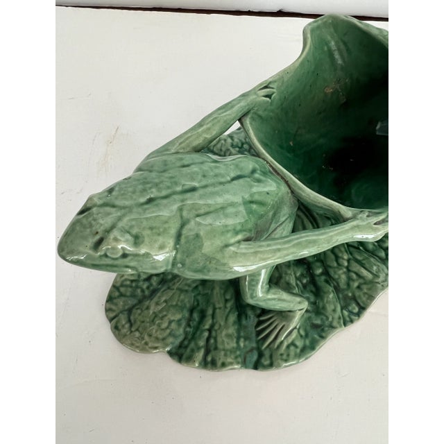 Green Rare Watcombe Torquay Majolica Green Glazed Frog Pulling Shell For Sale - Image 8 of 12