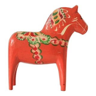 Vintage Traditional Swedish Dala Horse Figure For Sale