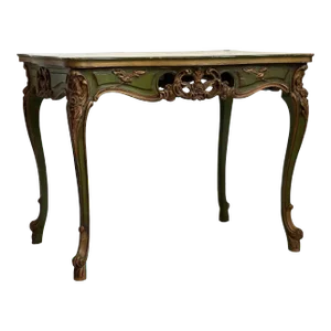 1970s Antique French Provincial Accent Table With Hand Painted Carved Details, Made in Italy