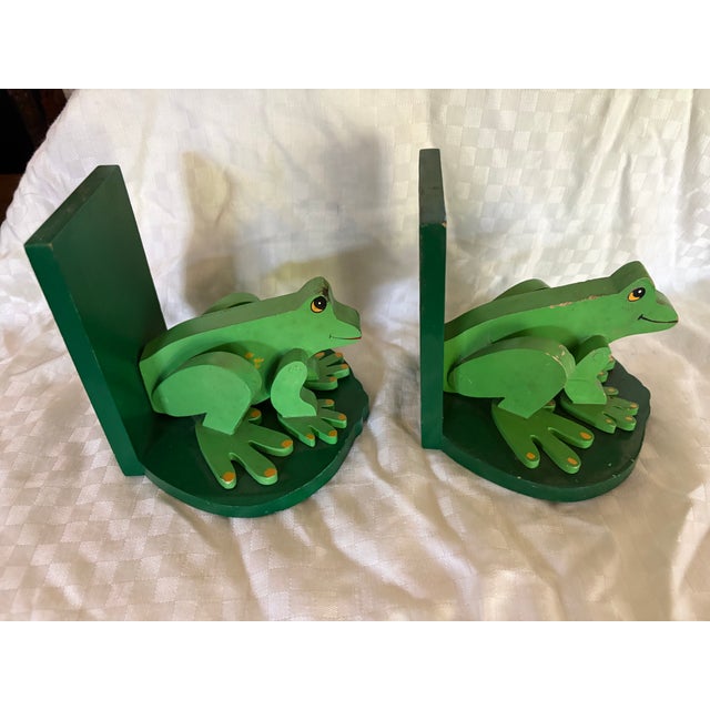 1970s Pair of Handmade Wooden Frog Bookends For Sale - Image 5 of 11
