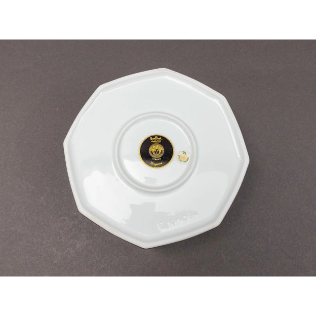 Vintage Versace Rosenthal Gorgona Medusa Gold Greek Key Porcelain Trinket Jewelry Box For Sale - Image 9 of 10