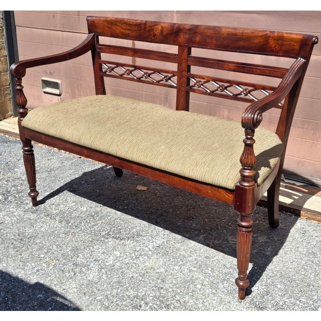Early 20th Century Edwardian Carved Walnut and Upholstered Settee For Sale - Image 9 of 9