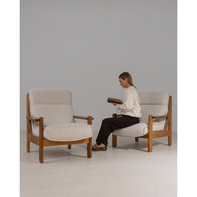 Here is a upholstered piece, its oatmeal woven texture the first thing to catch the eye. The piece dates to 1970s, sourced...