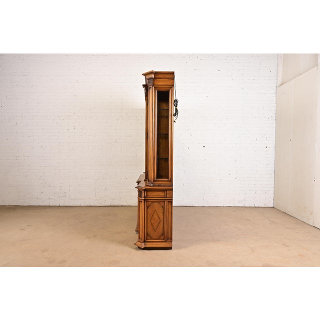 Karges French Regency Louis XVI Burled Walnut Lighted Breakfront Bookcase Cabinet, Newly Refinished For Sale - Image 10 of 12