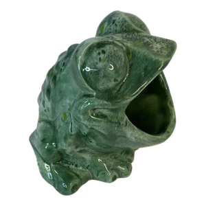 Mid-Century Americana Folk Art Ceramic Frog Ashtray, Artist Initialed