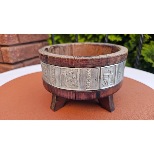 Wooden planter cover or bowl, 1960s, pewter rim, dimensions: height 11.8 cm, diameter 18 cm, inner diameter 15 cm.