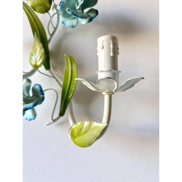 Metal Italian Hand-Painted Tole Floral Chandelier with Matching Wall Sconces, 1960s, Set of 3 For Sale - Image 7 of 18